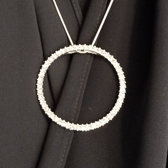 Rhinestone Eternity Pendant Necklace NWOT - Picture 2 of 2